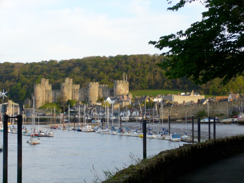 Walking into Conwy in the evening